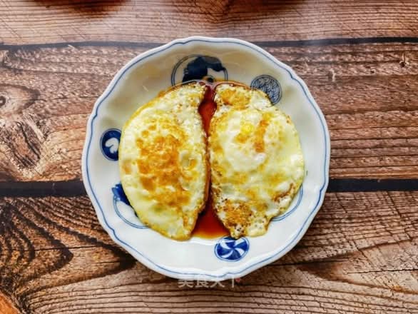 Fried Egg (2 pcs) 荷包蛋（兩個）